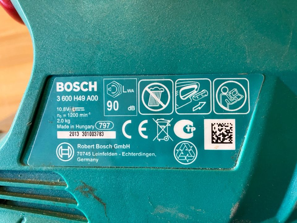 Bosch grün Akku Heckenschere 10,8V in Grafing bei München