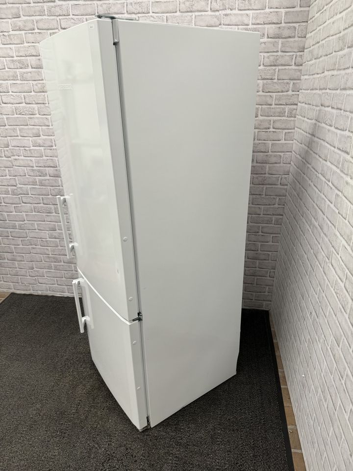 Kühlschrank Liebherr 160cm A++ / 1 Jahr Garantie / Lieferung in Hamburg