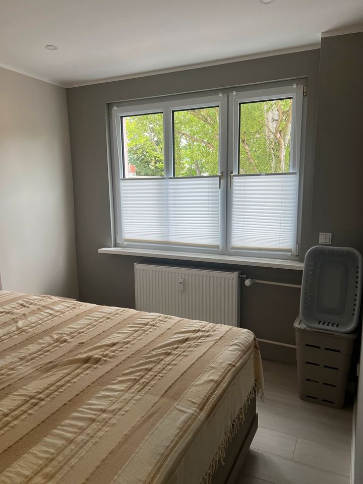 2 Zimmer voll Möblierte Wohnung in 12305 Lichtenrade 1.295€ warm in Schönefeld