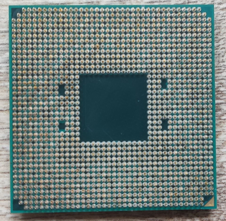 AMD Ryzen 7 2700X (8x 3.70GHz) CPU Prozessor Sockel AM4 in Braunschweig