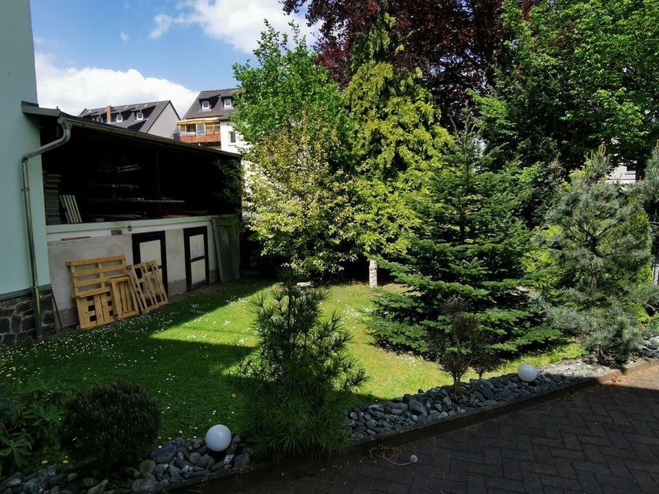 Top saniertes Einfamilienhaus mit Gewerbe zu verkaufen in Limbach-Oberfrohna