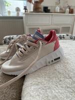 Adidas 36,5 Turnschuhe Sneaker Beige Rosa Geodiver Duisburg - Hamborn Vorschau