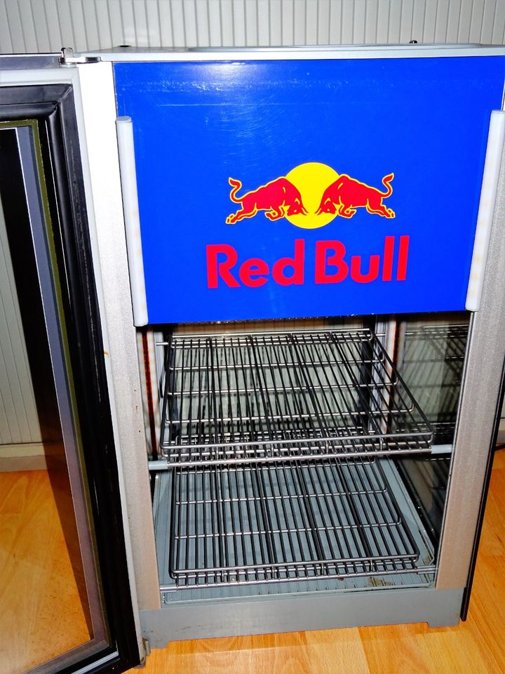 Red Bull Kühlschrank - Maße 39 cm x 39 cm x 62 cm in Frankfurt am Main