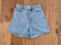 Zara Jeans Shorts kurze Hose hellblau Gr. 34 XS Nordrhein-Westfalen - Mönchengladbach Vorschau