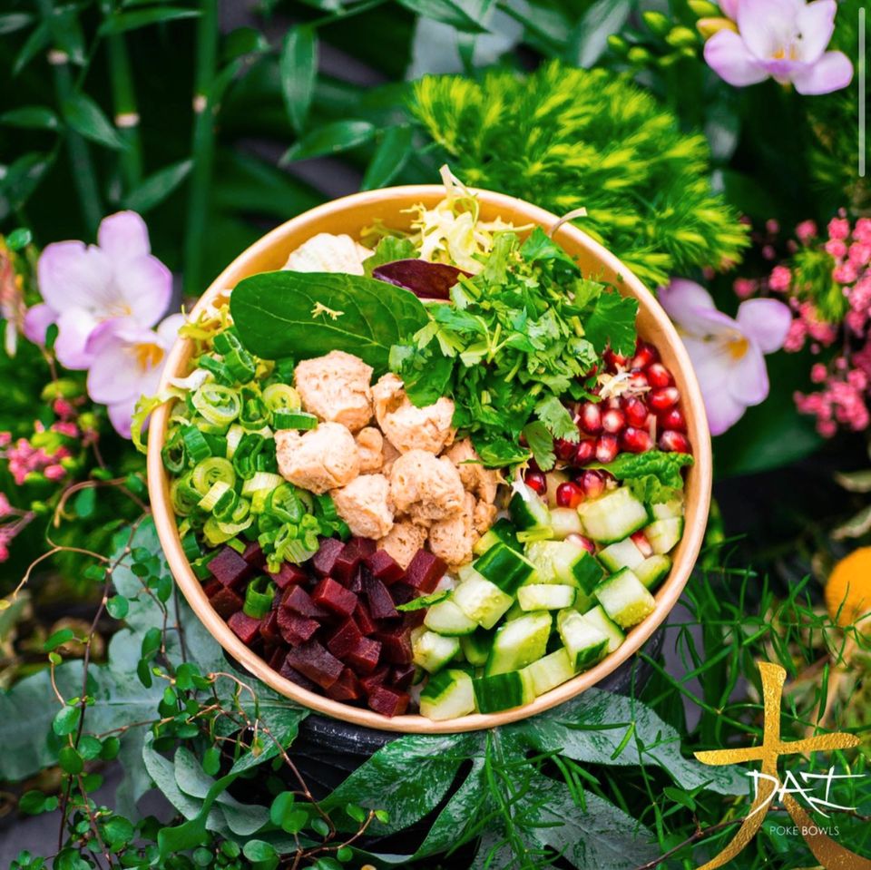 DAI Poke Bowls: Top Bowls Restaurant mit Lieferservice im Shoppingcenter OEZ in München zu verkaufen! in München