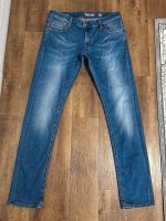 Mustang Oregan Tapered Slim Fit Low Rise Tapered Leg W36 L36 Nordrhein-Westfalen - Neuss Vorschau