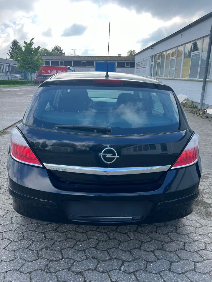 Opel Astra H * 1,4 Benziner mit Klimaanlage in Bad Salzuflen