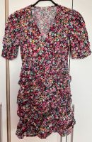 Sommerkleid Stradivarius Kleid Strech Blumen Niedersachsen - Emden Vorschau