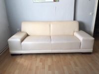 Couch aus Kunstleder 2-Sitzer Creme (Abholung in Könnern!) Sachsen-Anhalt - Halle Vorschau