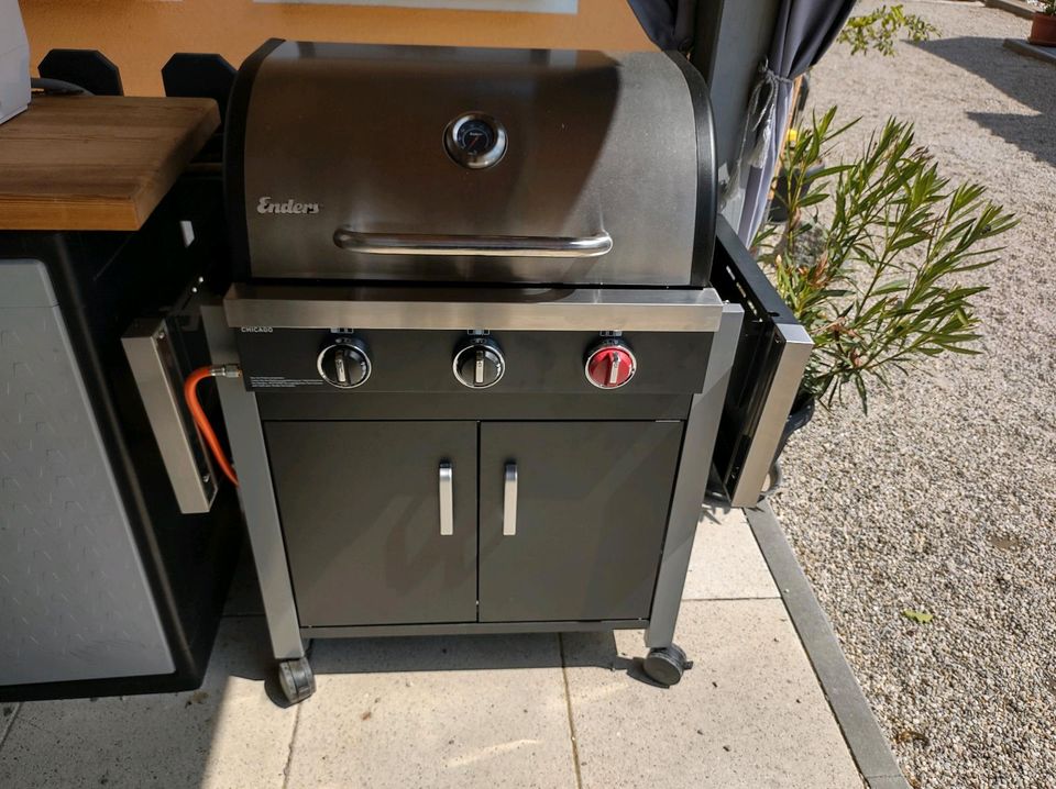 Gasgrill Enders Chicago 3 R Turbo in Bayerbach