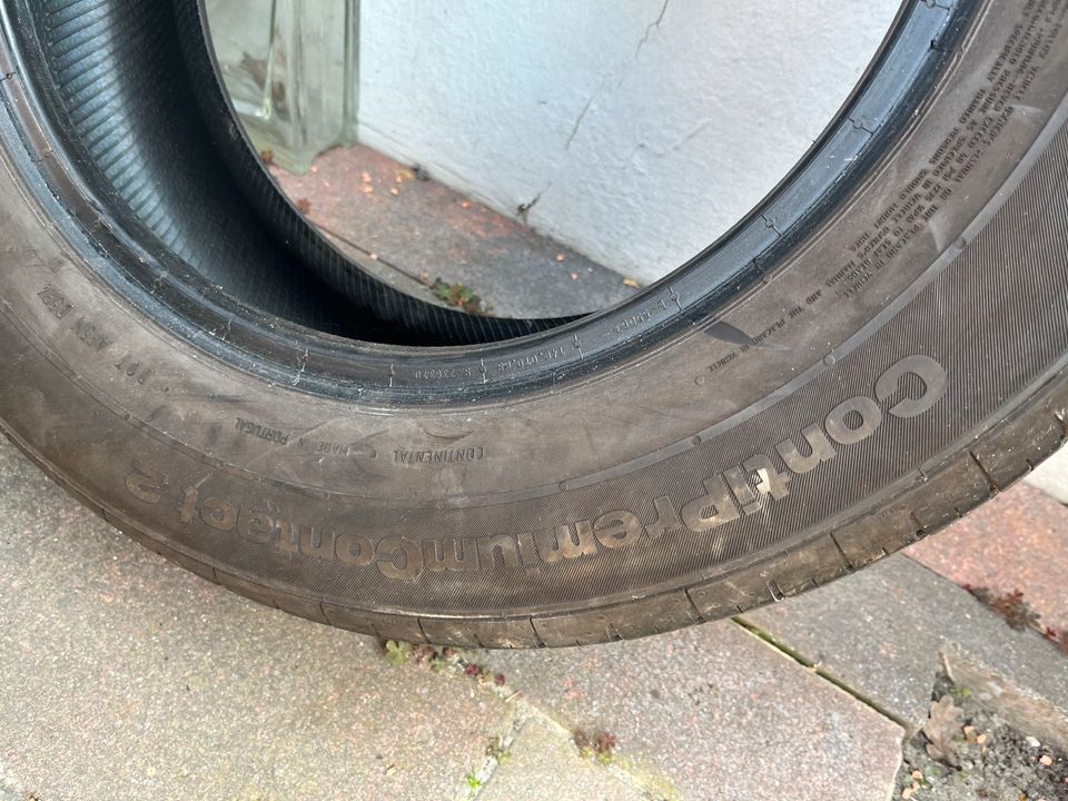 Continental sommerreifen Dot 0517  Grüße 215 /60 R 16. 95H in Thedinghausen