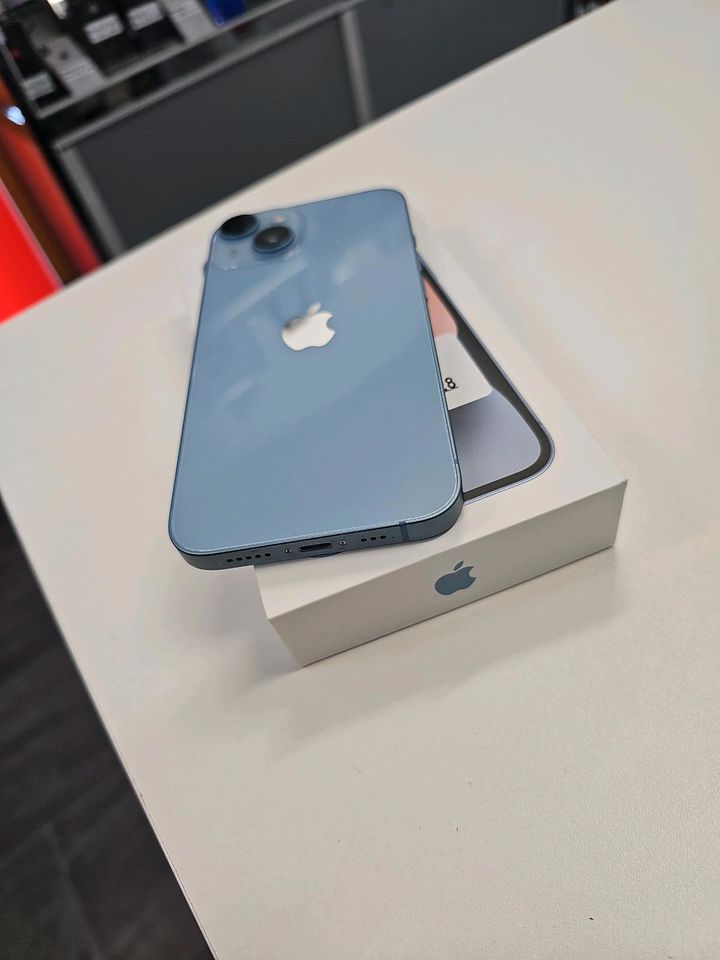 IPhone 14 128GB in Blau Neuwertige Zustand Akku 92% Für 519€ in Frankfurt am Main