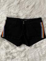 Kurze schwarze Jeans mit Regenbogenstreifen Köln - Mülheim Vorschau