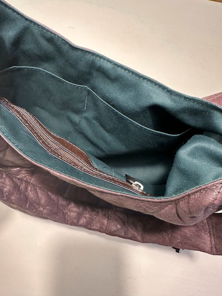 Hobo Bag Leder braun Upcycling gesteppt in Bremen