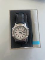 Casio Wave Ceptor 4757 WVQ-140E Uhr Düsseldorf - Benrath Vorschau