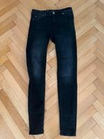 Amisu Jeans mid waist 28 Flora schwarz dunkelgrau Skinny Jeans Düsseldorf - Pempelfort Vorschau
