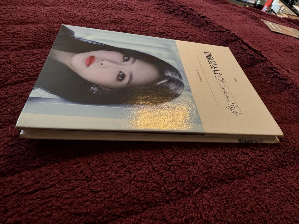 Loona first press album Olivia hye - kpop artms loossemble in Oberhausen