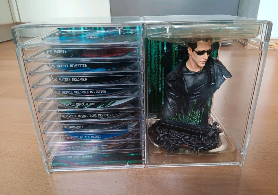 Matrix Film-und Figur Sammelbox DVD in Berlin