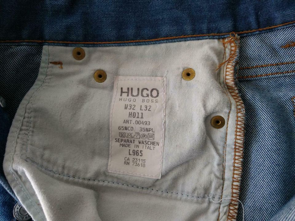 Jeans Hugo Boss W32 L32 in München