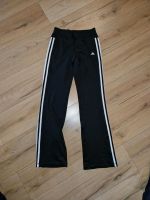 Adidas Jogginghose gr 152 164 top Zustand neuwertig Sport Bayern - Grafenau Vorschau