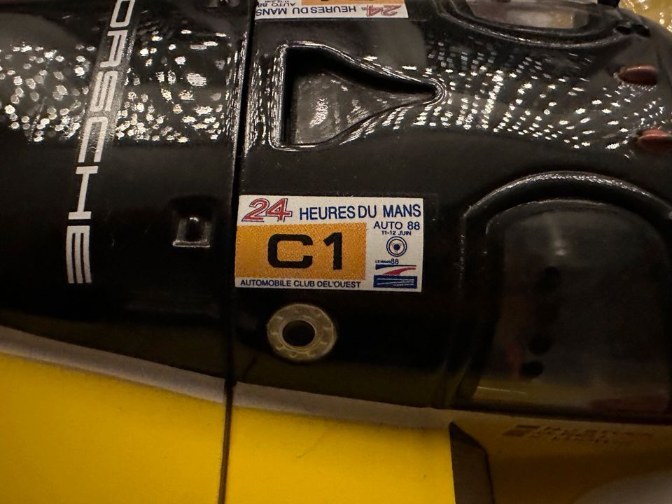 Porsche 962C Le Mans / Universal Hobbies / 1:18 in Essen