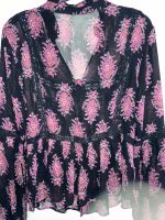 Bluse von Mango, neu in schwarz pink floral, Größe L Schleswig-Holstein - Heikendorf Vorschau