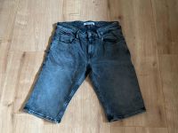 Tommy Hilfiger Kurze Herren Jeans Hose Grau Gr. S/M (30) Baden-Württemberg - Ulm Vorschau