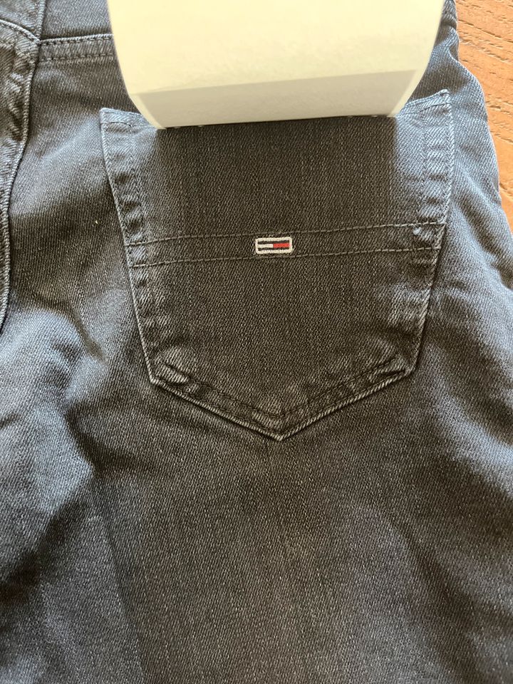 Tommy Hilfiger Jeans Gr.28 Stretch M.S Neue 120.€ Neue in Köln