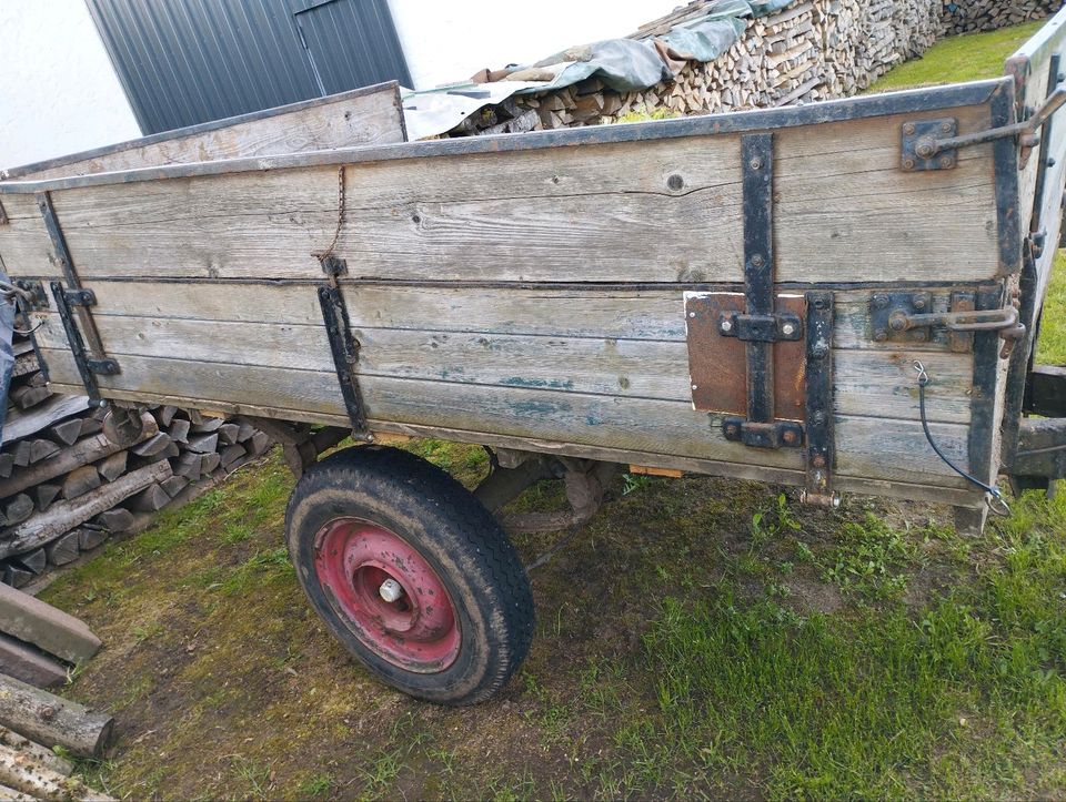 Einachs Anhänger,Holz Wagen, Transport in Romrod