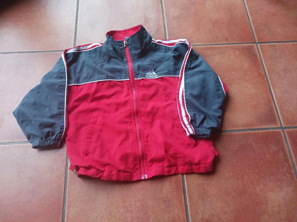 Sommerjacke von Adidas in Aurich