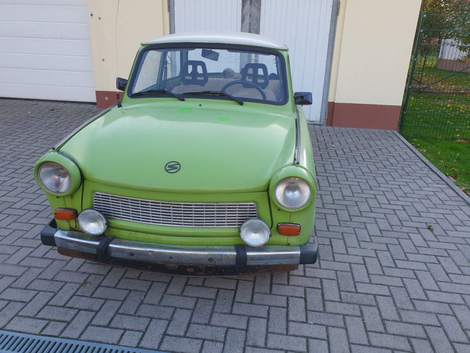 Trabant 601 S de luxe ( P 601 LX ) mit AHZV in Berka/Werra