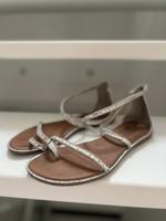 HIS Sandalen silber glitzernd Gr. 41 Brandenburg - Stahnsdorf Vorschau