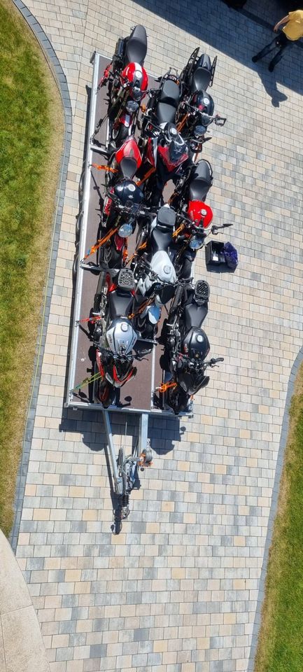 Motorradanhänger für bis zu 8 Motorräder zu vermieten in Massenbachhausen