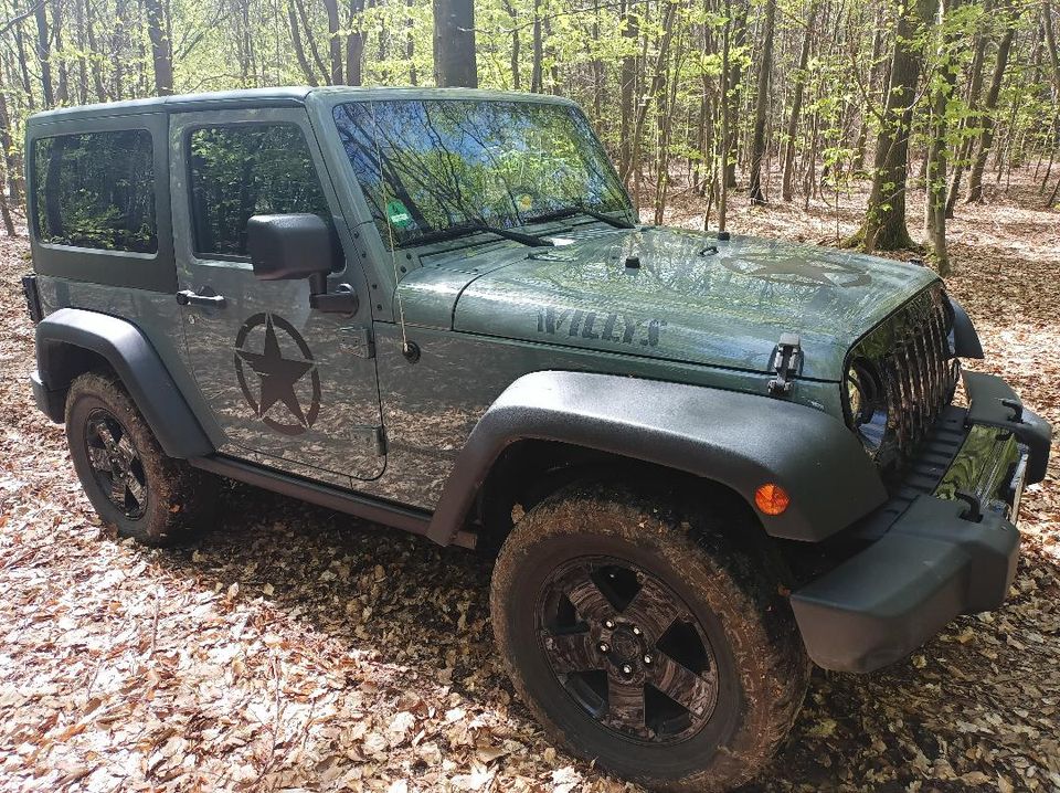 Jeep Wrangler JK Willys Wheeler 3,6l Sondermodell °IIIIIII° in Limbach