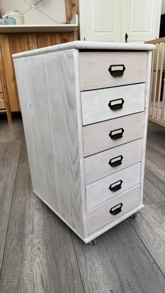 Schreibtisch-Container / Rollcontainer / Schubladenschrank in Idstein