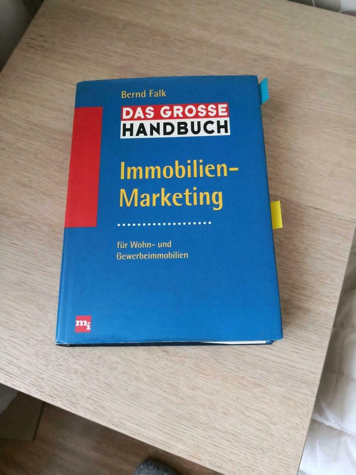 Bernd Falk, Das Grosse Handbuch/ Immobilien - Marketing in Pinneberg