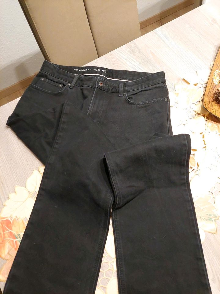 Herren Jeans  Gr 34/32 in Mülheim (Ruhr)