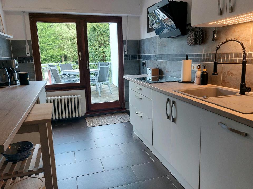 GUESTHOUSE ☆ 100 m² Ferienwohnung Ennepetal im Heilenbecker Tal in Ennepetal