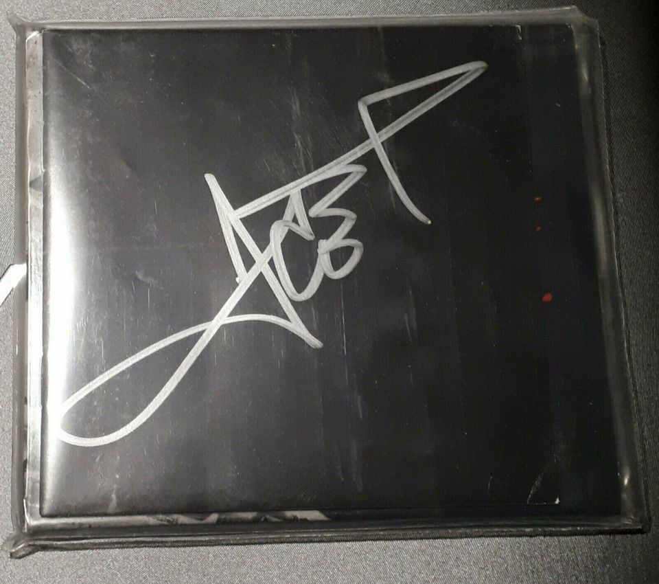 Body Count Bloodlust Album, Autograph / Signed by Ice T Autogramm in Berlin