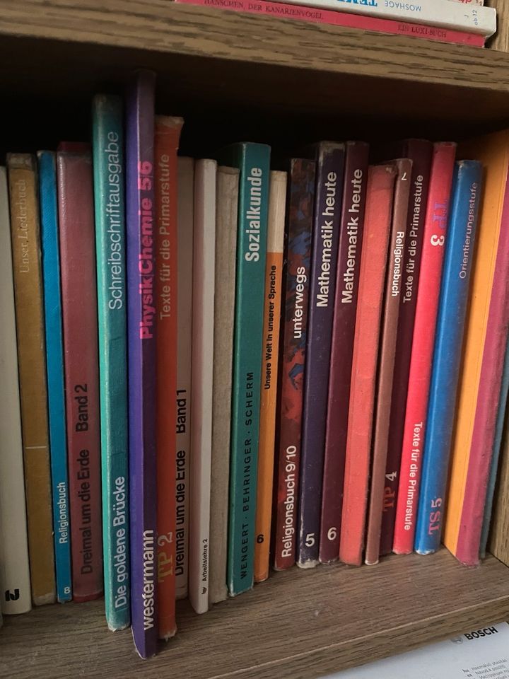 Schulbücher 70-80er Jahre Niedersachsen in Worbis