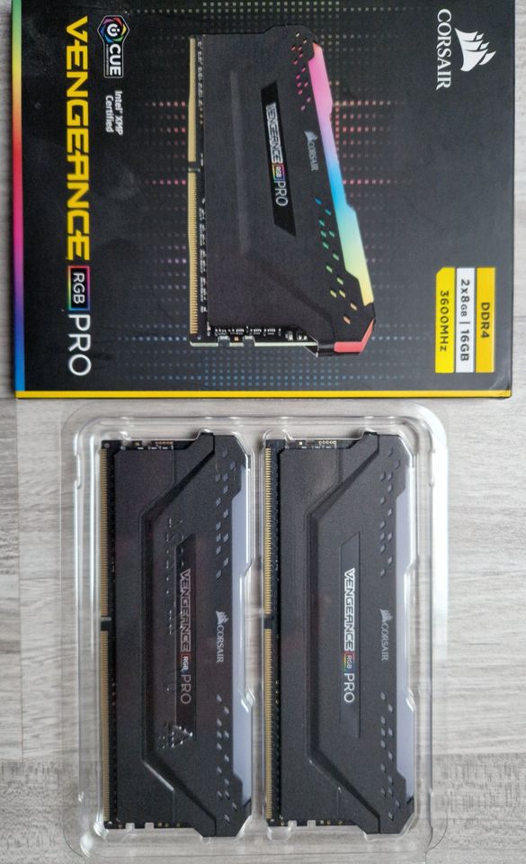 Gaming PC AMD R9 3900X RTX 2070Super 16GB DDR4 Core Frozr XL 850W in Herborn