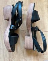 Ungetragen! Tamaris Sandalen Plateau Größe 42 schwarz Bayern - Regensburg Vorschau