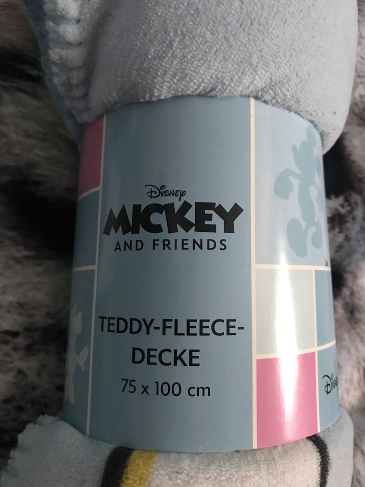NEU flauschige Wolldecke Mickey Mouse Disney Teddy Fleece Maus in Uetze