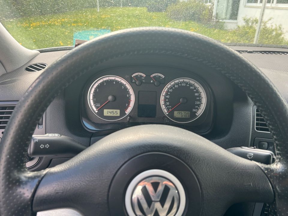 Volkswagen bora 2.0 pacific in Metzingen