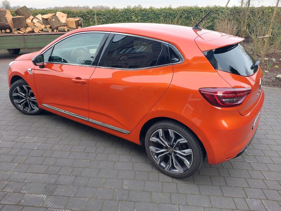 Renault Clio TCe 130 EDC GPF Edition One Edition One in Blomberg