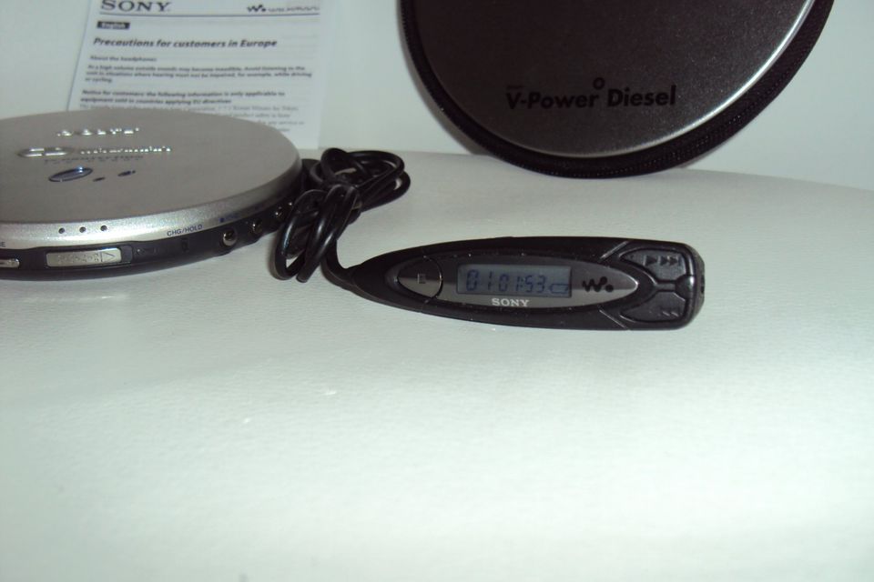 Sony D-EJ915 Walkman JOG PROOF CD Player / Retro in Nordenham