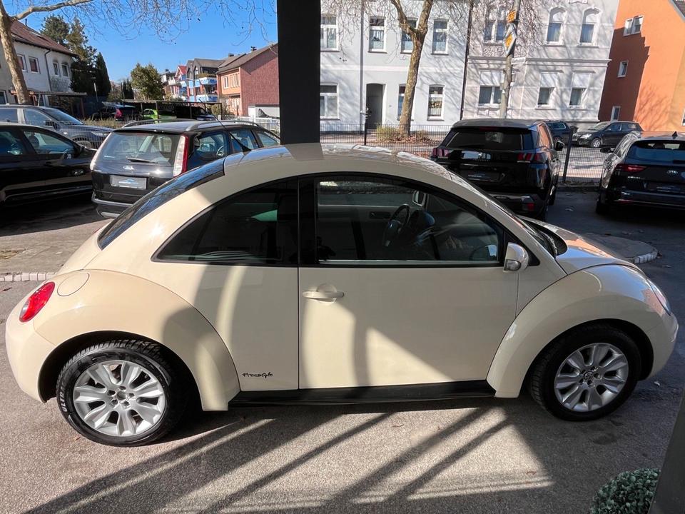 Volkswagen Beetle FACELIFT Limo 2.0l AUTOMATIK/TEMPOMAT/SHZ in Dorsten