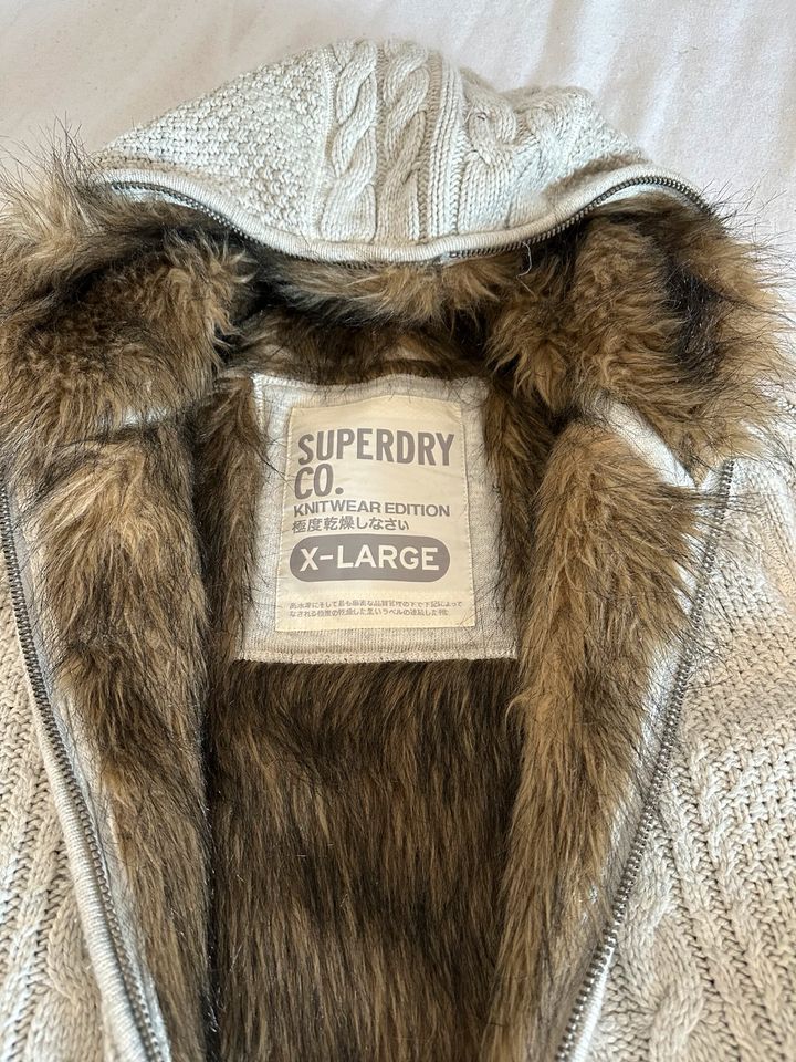 Superdry Strickjacke in Freiburg im Breisgau