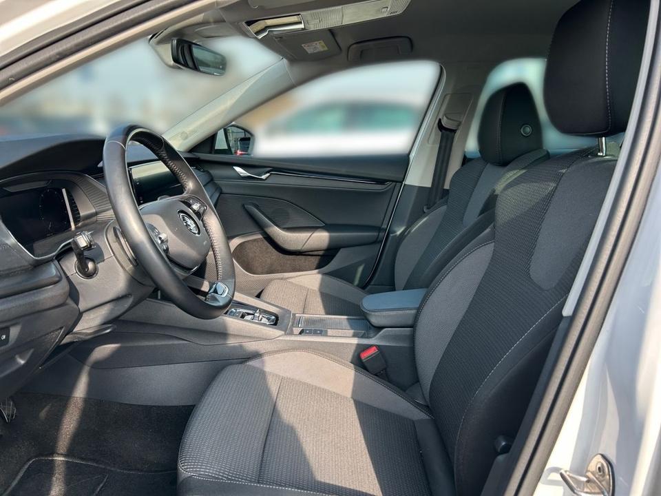 Skoda Octavia Combi 1.4 TSI iV Ambition *KAMERA*SITZH* in Illertissen