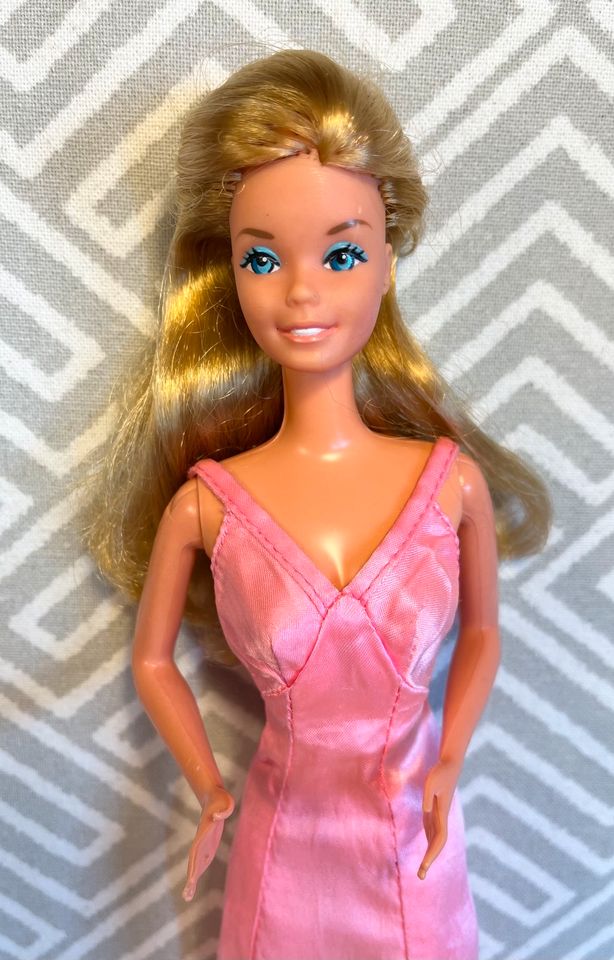Superstar Barbie #9720 70er Kleid Vintage Philippinen in Duderstadt